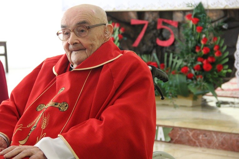 Nestor wśrod tarnowskich kapłanów