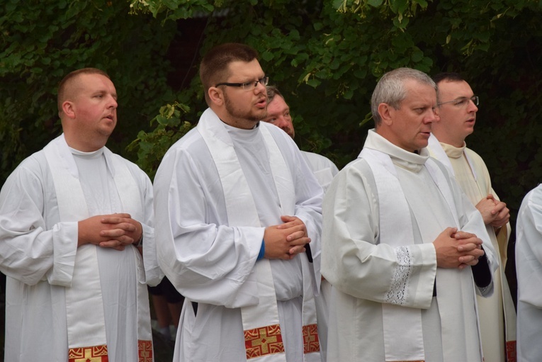 V dzień ŁPPM - Msza św. w Biskupiej Woli