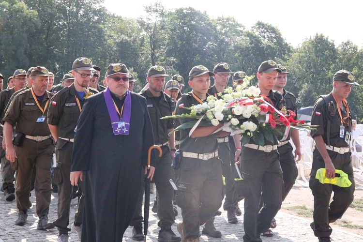 Wejście Pieszej Pielgrzymki Wrocławskiej na Jasną Górę cz. 6