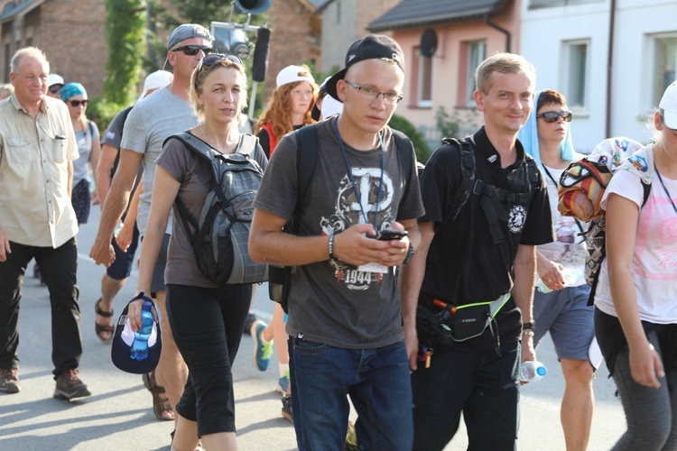 16. Czechowicka Pielgrzymka na Jasną Górę na trasie - 2017