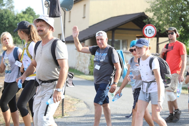 16. Czechowicka Pielgrzymka na Jasną Górę na trasie - 2017