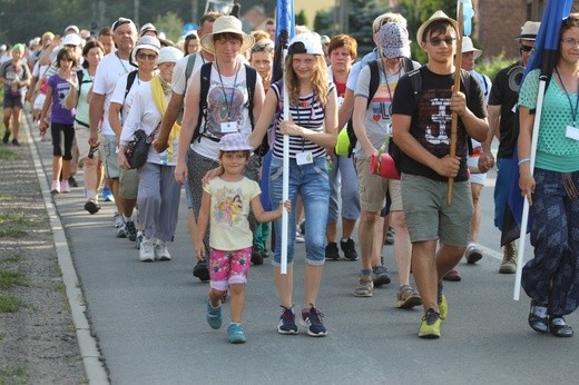 16. Czechowicka Pielgrzymka na Jasną Górę na trasie - 2017