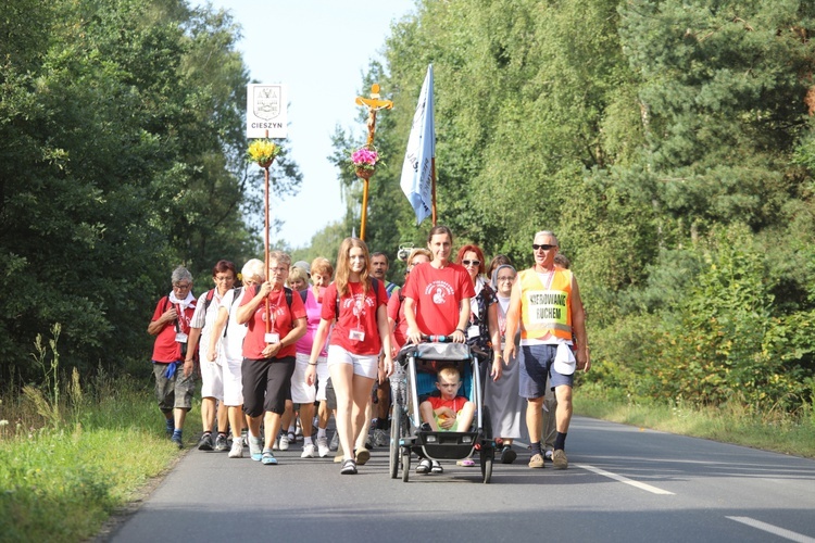 26. Cieszyńska Pielgrzymka na Jasną Górę - na trasie