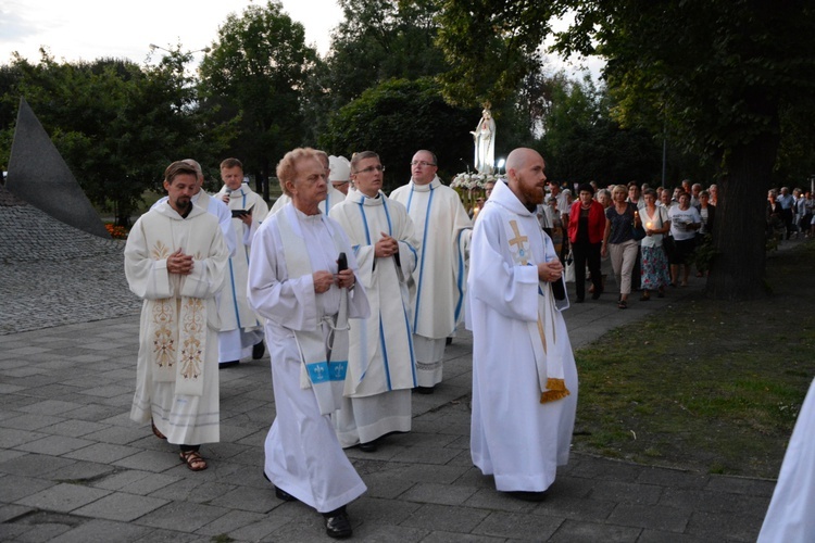 Uroczystości w sanktuarium Matki Bożej Raciborskiej - cz. 2