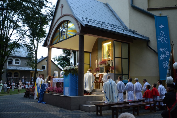 Uroczystości w sanktuarium Matki Bożej Raciborskiej - cz. 2