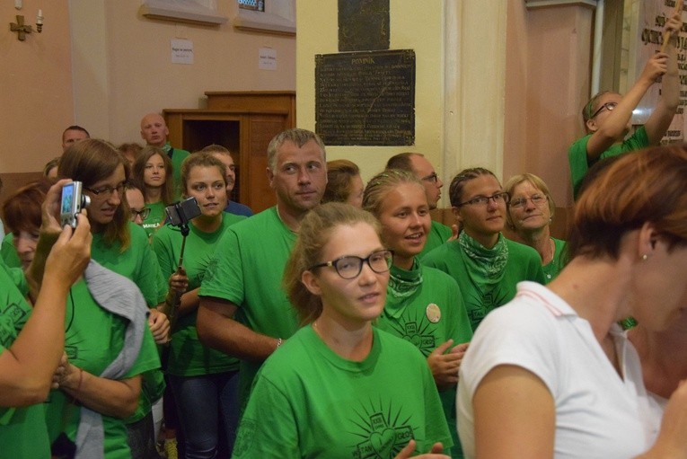Apel w Rędzinach