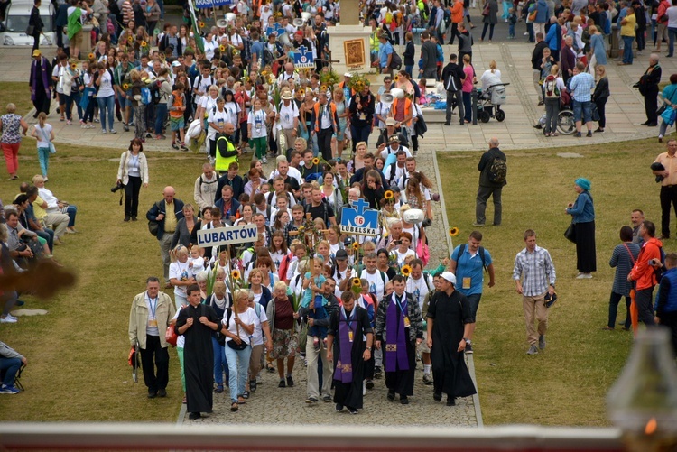 Pielgrzymi w Częstochowie