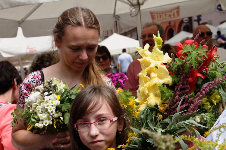 Cudowna moc bukietów 2017