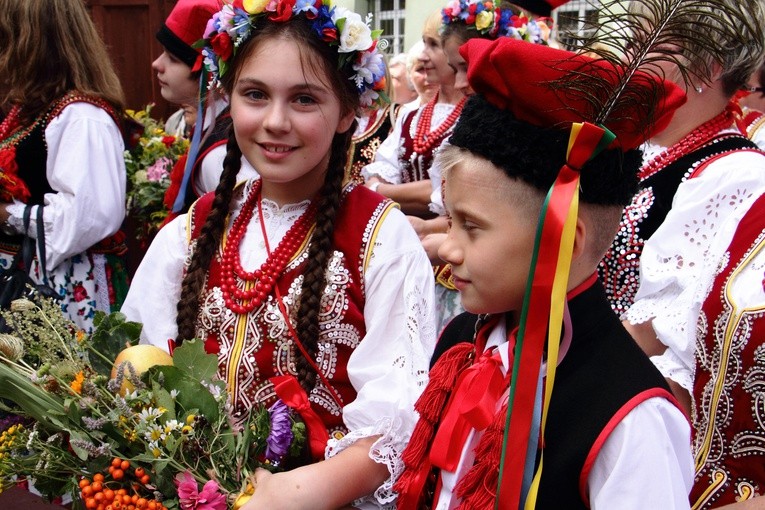 Cudowna moc bukietów 2017