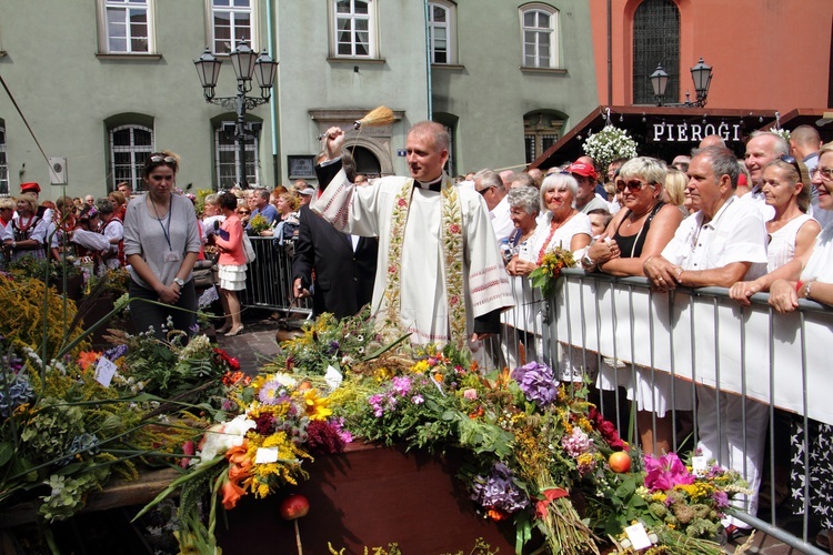 Cudowna moc bukietów 2017