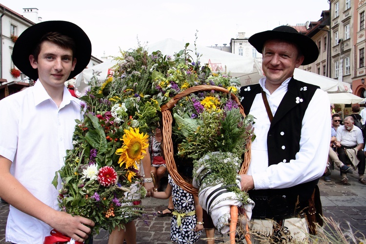 Cudowna moc bukietów 2017