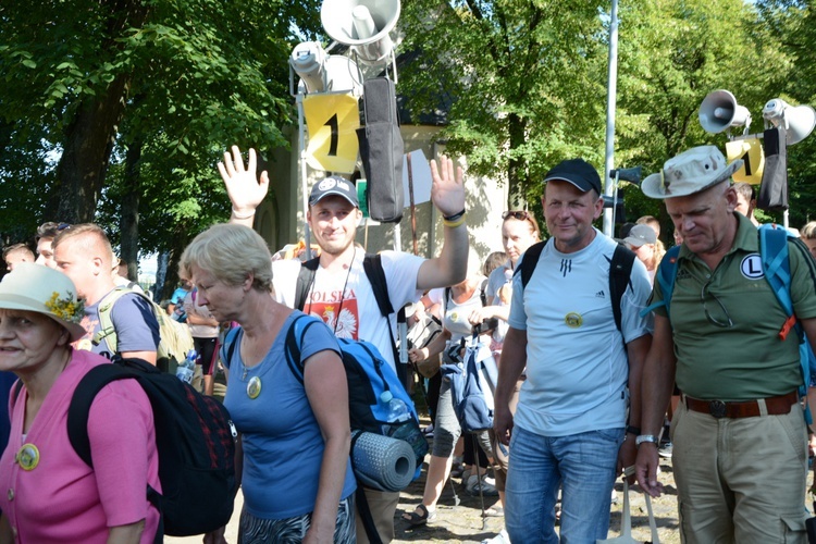 Pielgrzymkowe zejście z Góry św. Anny