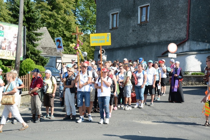 Pielgrzymkowe zejście z Góry św. Anny