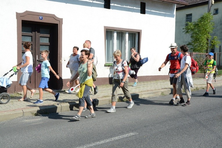 Pielgrzymkowe zejście z Góry św. Anny