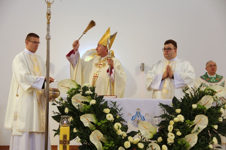 Poświęcenie kościoła w Woli Piskulinej