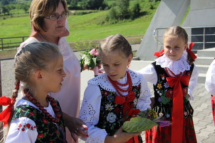 Poświęcenie kościoła w Woli Piskulinej