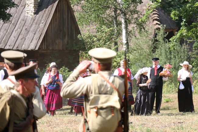 Letni kurs historii w skansenie