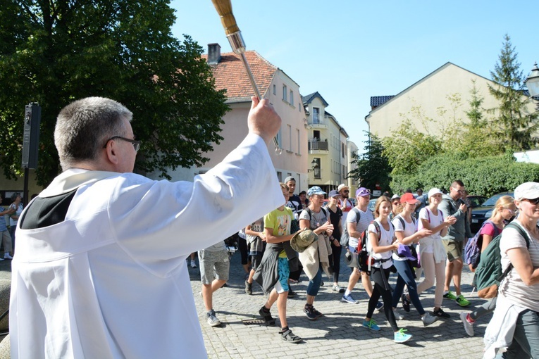 "Jedynki" wchodzą do Strzelec
