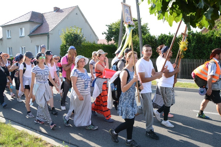 Między Gwoździanami a Ciasną