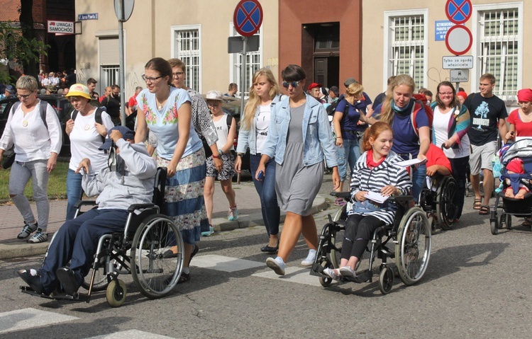 Rozpoczęcie Pieszej Gliwickiej Pielgrzymki na Jasną Górę 