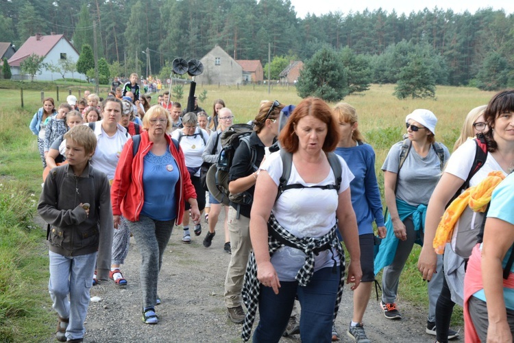 Czwartkowy poranek na szlaku