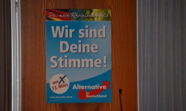 "Sueddeutsche Zeitung" o kontaktach niemieckiej partii AfD z rosyjskimi służbami