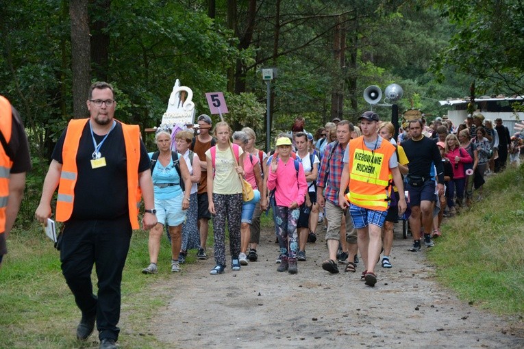 Druga część pielgrzymki na trasie