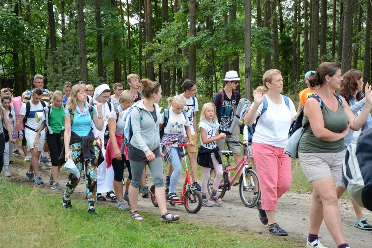 Druga część pielgrzymki na trasie