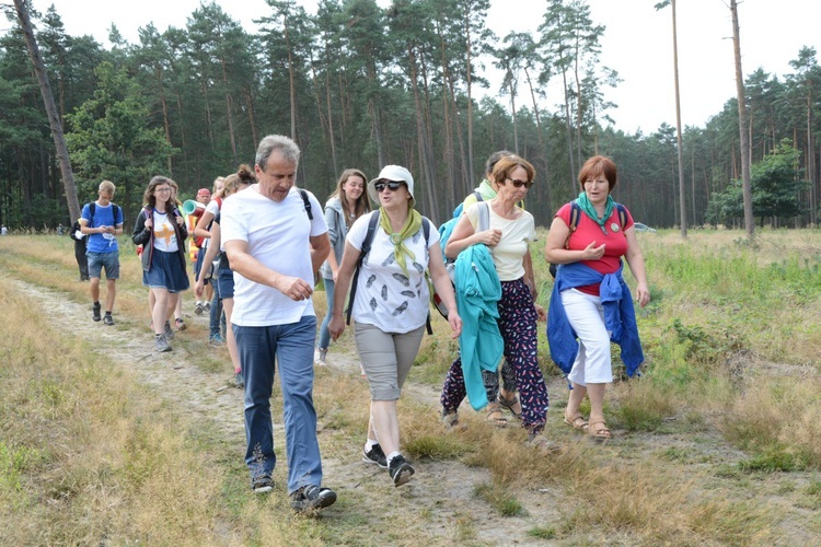 Druga część pielgrzymki na trasie