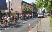 Pielgrzymi idą dziś przez cały dzień