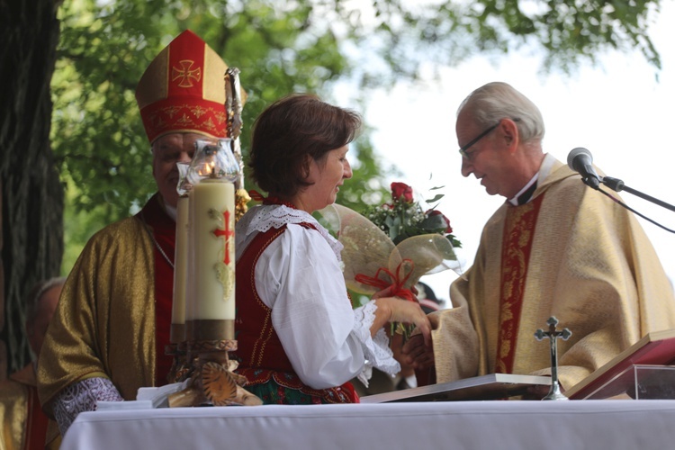 Msza św. w leśnej kaplicy na Baraniej Cisieckiej