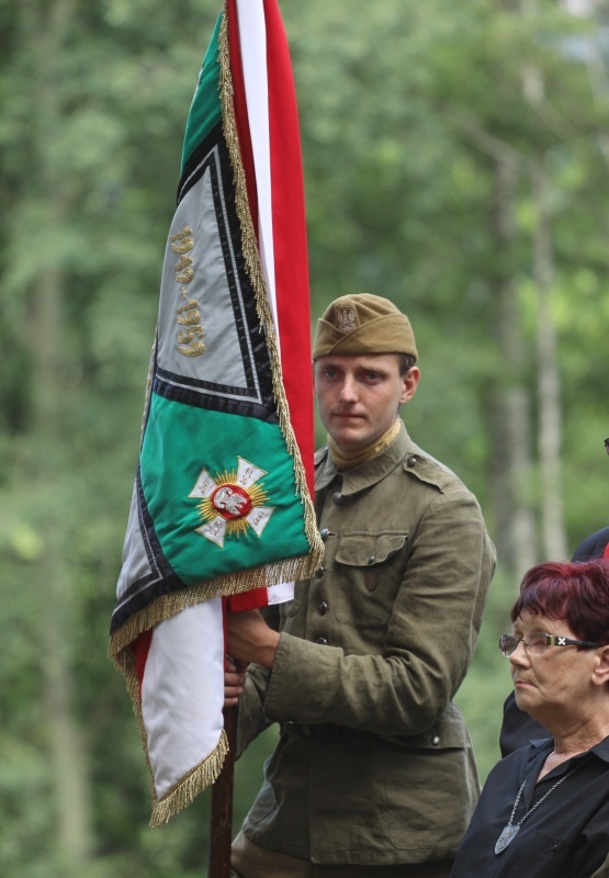 Msza św. w leśnej kaplicy na Baraniej Cisieckiej