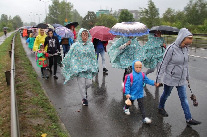 Pielgrzymka Kobiet do MB Piekarskiej 2017 - cz.1