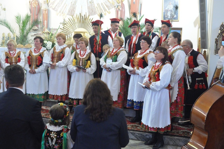 Dożynki parafialne w Łąkcie