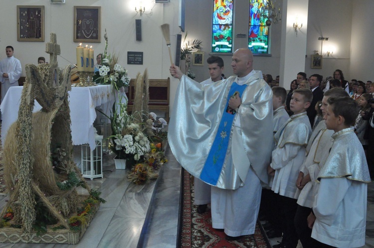 Dożynki parafialne w Łąkcie