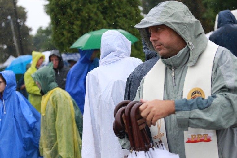 Msza św. w Racławicach - część A