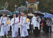  Abp Wacław Depo przewodniczył uroczystościom maryjnym w sanktuarium Matki Bożej Popowskiej – Matki Nadziei.