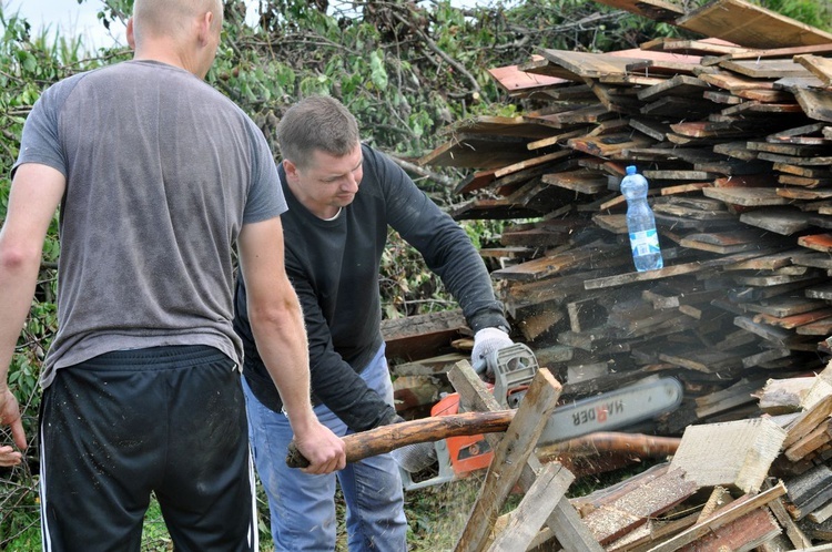 Pomoc w usuwaniu skutków wichury na Pomorzu