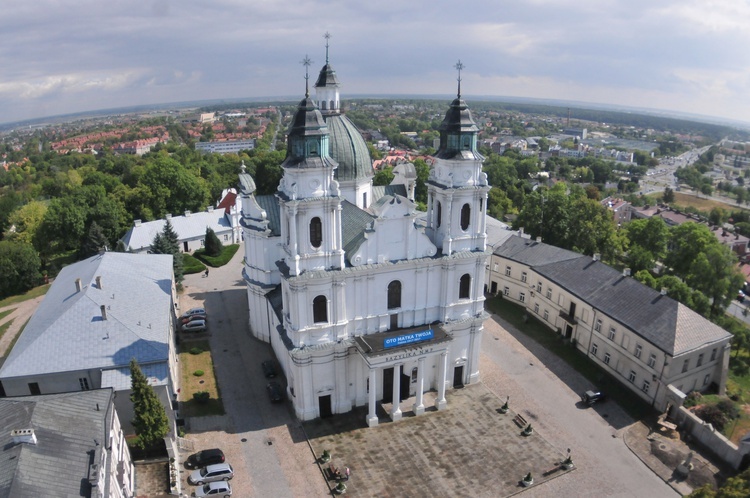 Cuda w sanktuarium Narodzenia NMP w Chełmie