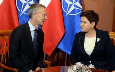 Trwa spotkanie premier Szydło z szefem NATO