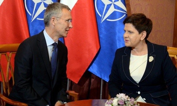 Trwa spotkanie premier Szydło z szefem NATO