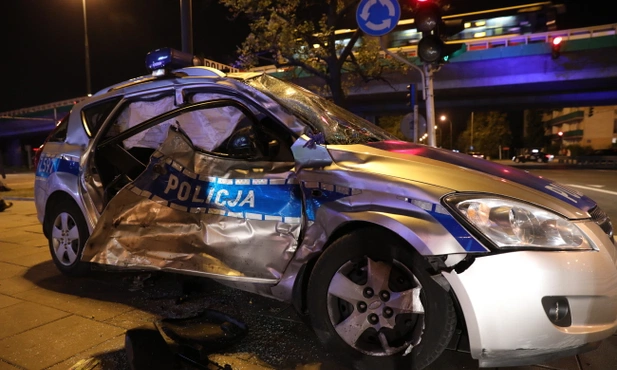 Jest śledztwo w sprawie wypadku radiowozu eskortującego kolumnę BOR