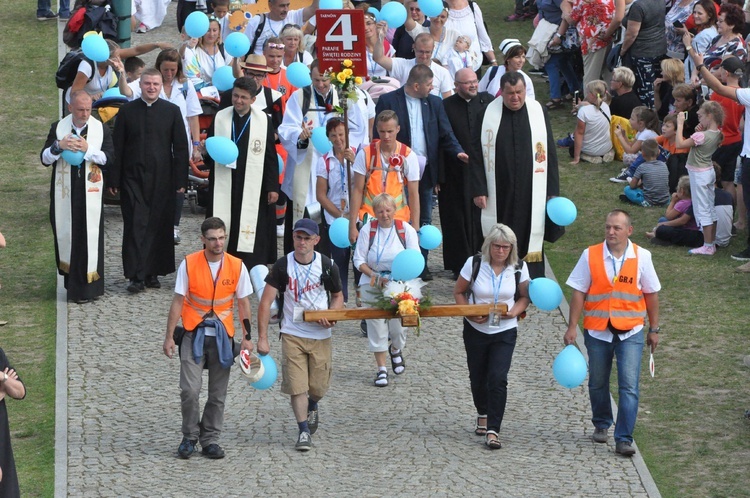 Grupa 4 - wejście