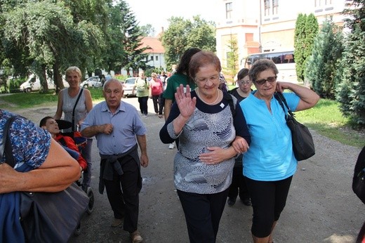 Pielgrzymka i piknik w Henrykowie