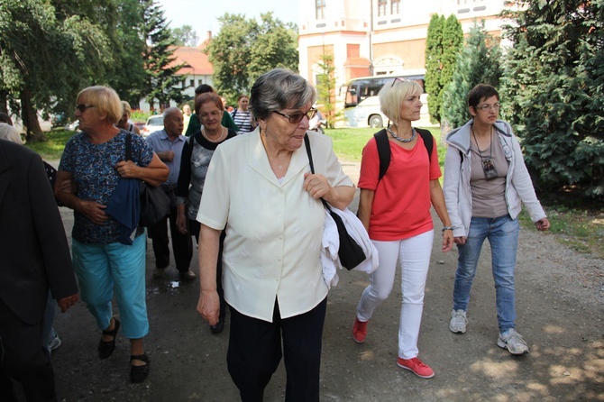 Pielgrzymka i piknik w Henrykowie