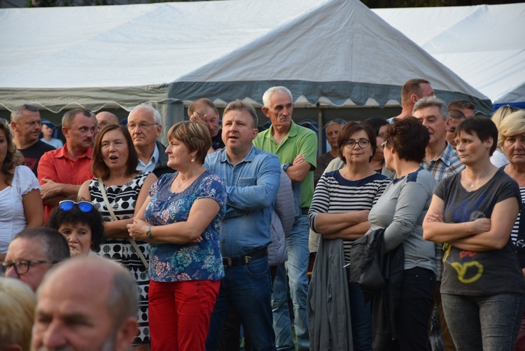 Święto chleba i miodu w Radziejowicach