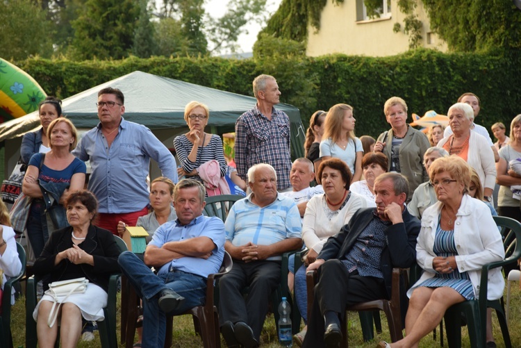 Święto chleba i miodu w Radziejowicach