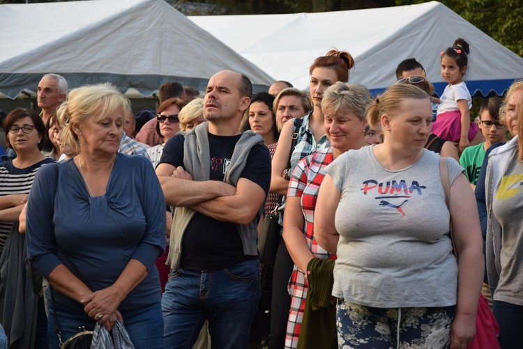 Święto chleba i miodu w Radziejowicach