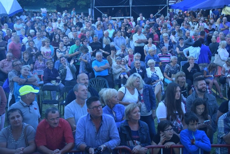Święto chleba i miodu w Radziejowicach