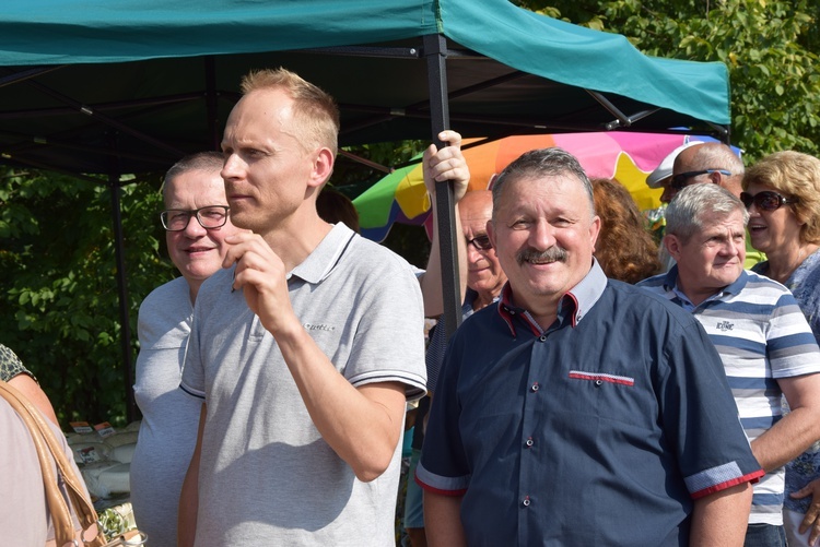 Święto chleba i miodu w Radziejowicach